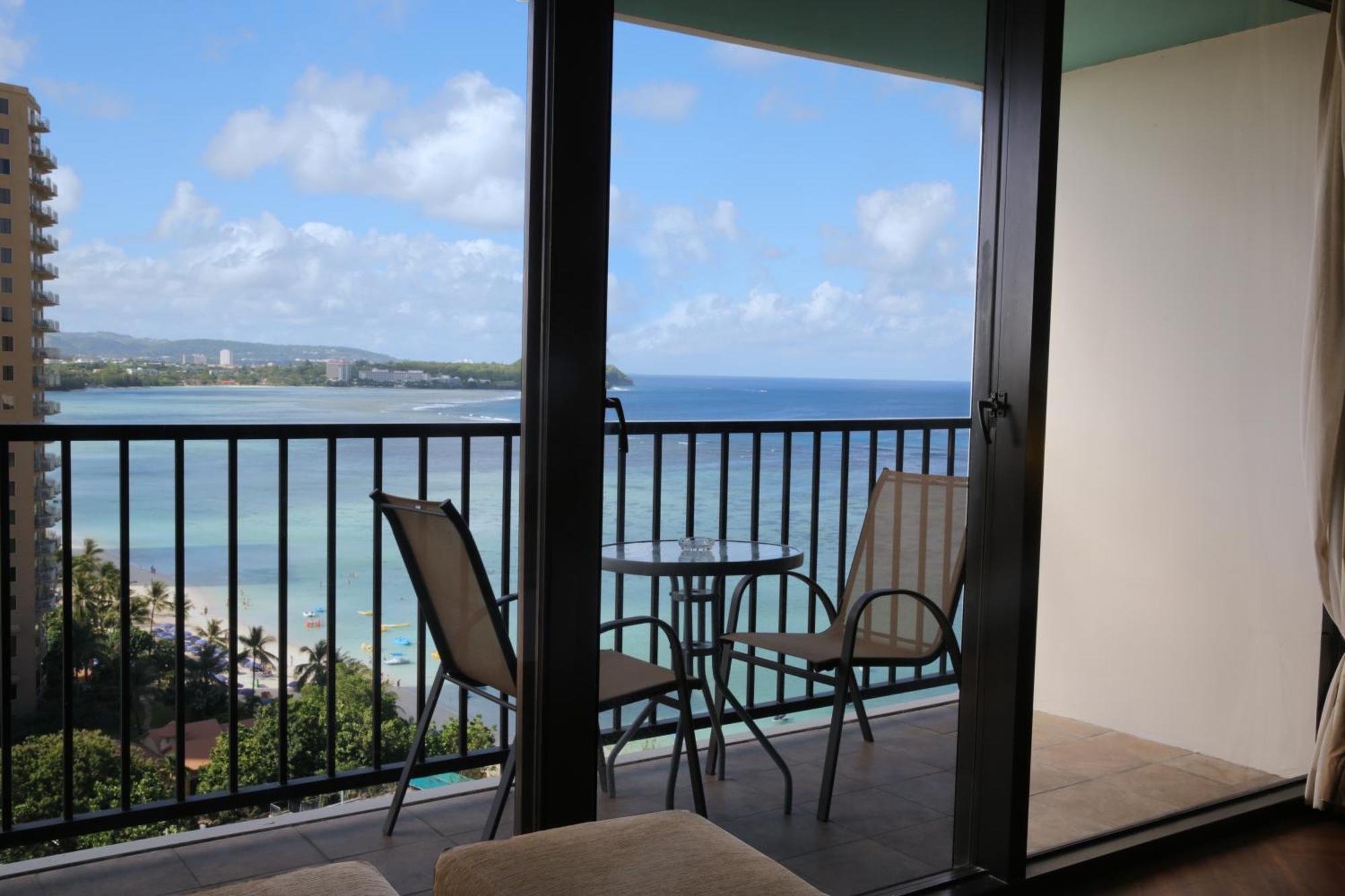 Guam Reef Hotel Tumon Quarto foto